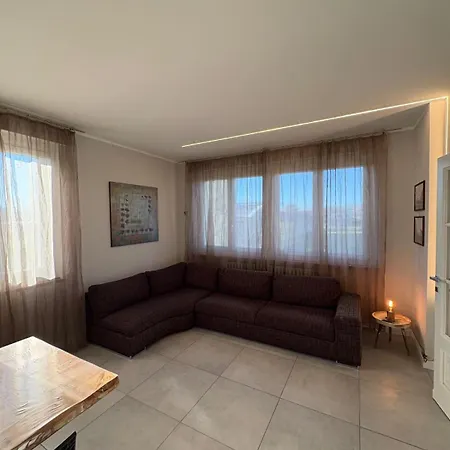 La Tana Della Quiete Villa *